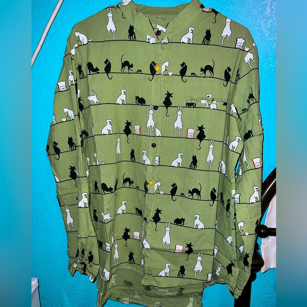 Cat Button Up - Picture 2 of 5